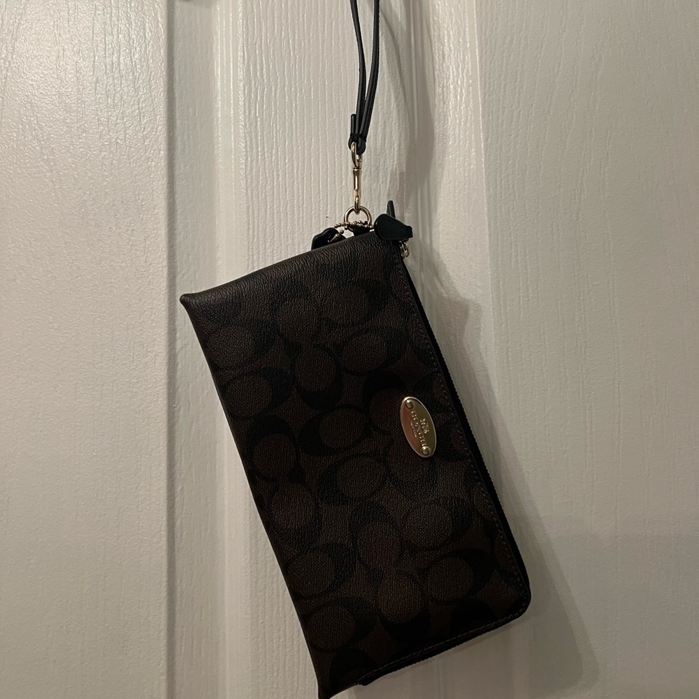 Coach Wristlet Wallet
